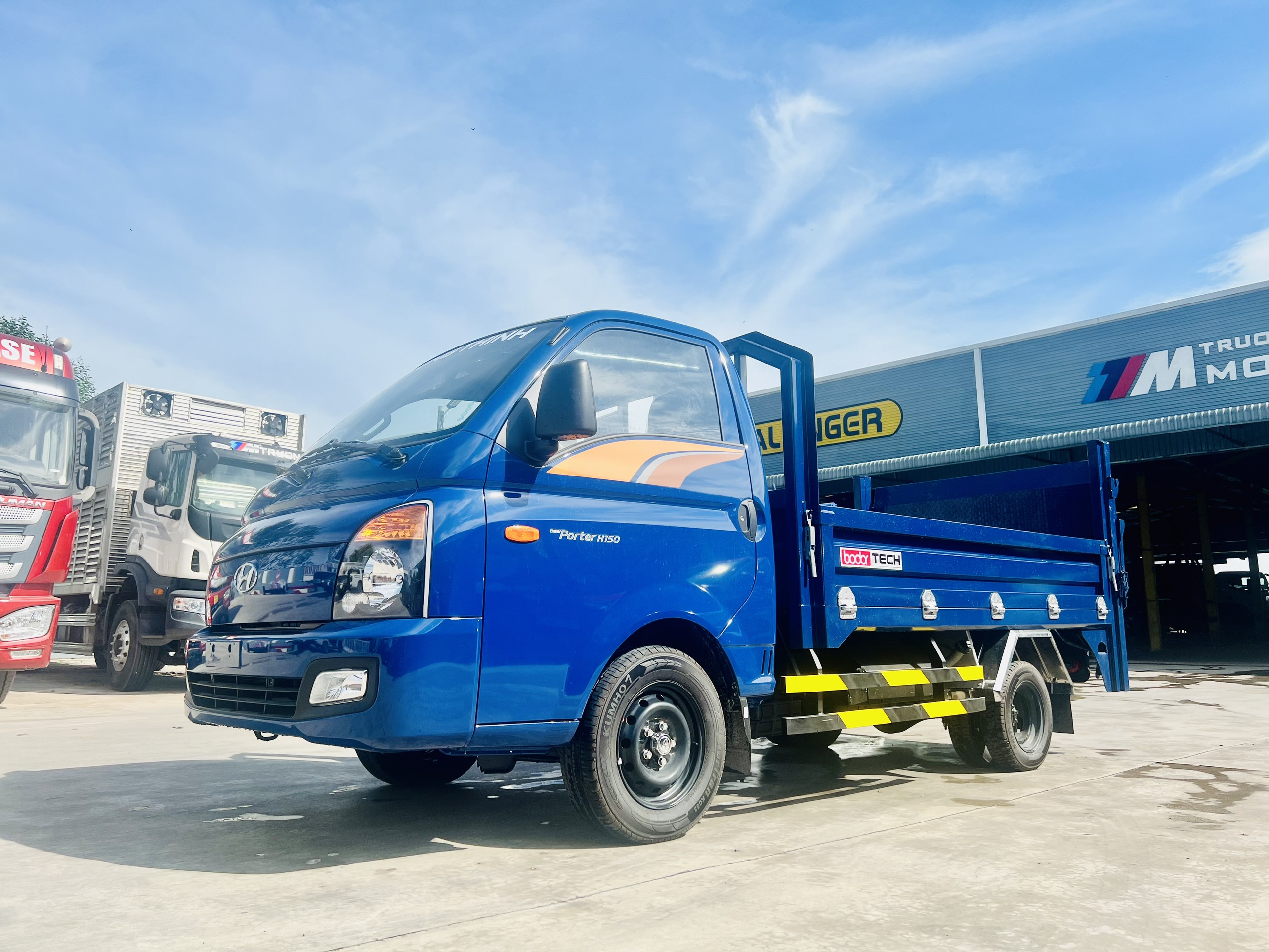  Xe 1 tấn thùng lửng bửng nâng Hyundai Porter H150