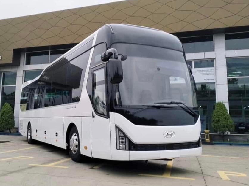  HYUNDAI UNIVERSE EXITO 47 chỗ 