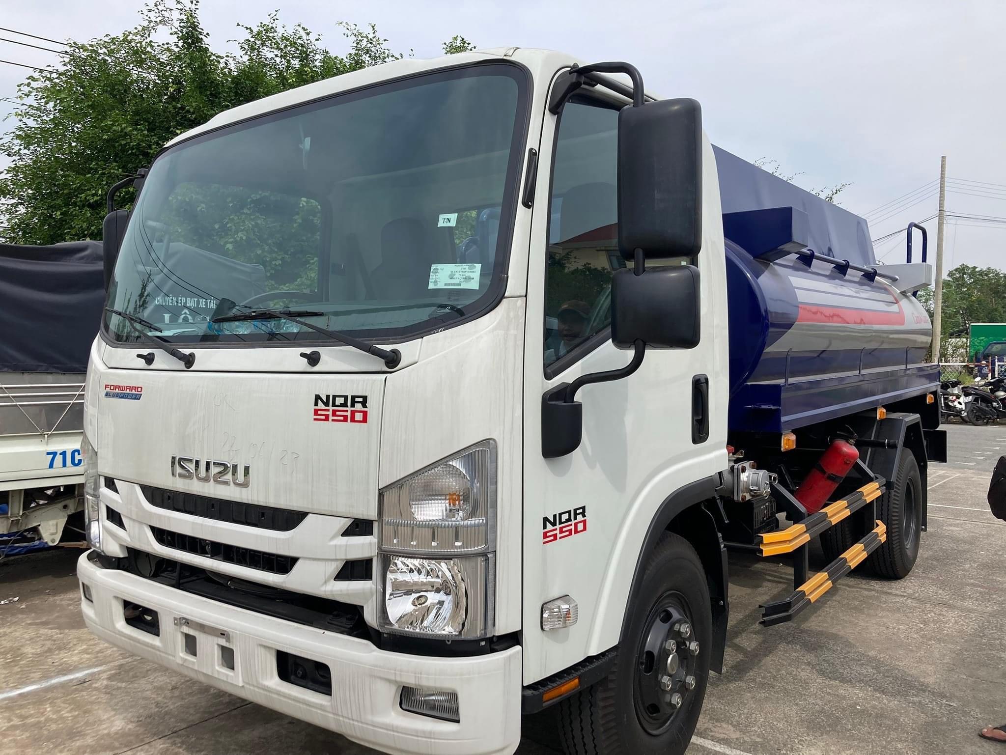  ISUZU NQR BỒN XĂNG DẦU 6 KHỐI