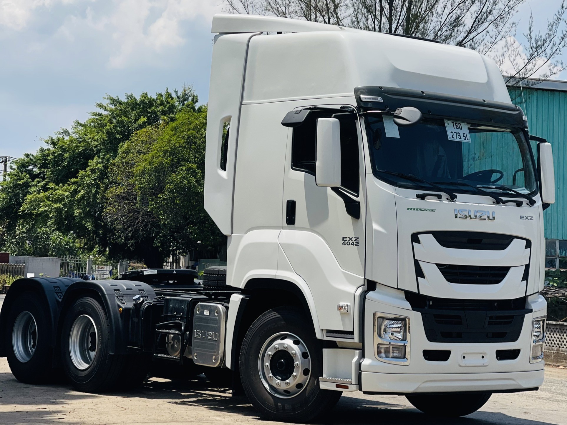 ĐẦU KÉO ISUZU EXZ - 6X4 420PS